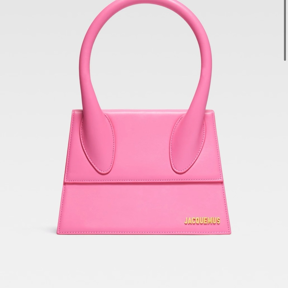 JACQUEMUS The large Chiquito
